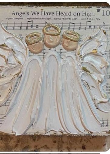 Angel Wing Crafts Ideas, Easy Painting Ideas On Canvas Christmas Simple, Christmas Plaster Art, Mixed Media Christmas Art, Cross Painting Ideas, Angel Painting Easy, Putty Art On Canvas, Spackle Painting On Canvas, Angel Wing Painting