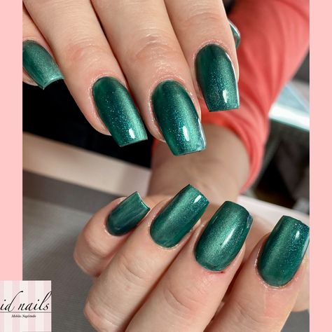 Smaragd Green Nails, Smaragd Green, Cat Eye Nails, Green Nails, Nail Design, Nail Designs, Nails, Green, Beauty