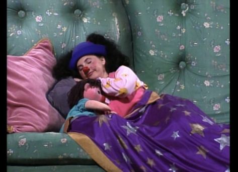 2000 Kids Memories, Big Comfy Couch, Old Kids Shows, 1990s Nostalgia, The Big Comfy Couch, Dark Purple Wallpaper, 2000s Nostalgia, Comfy Couch, Digital Clock