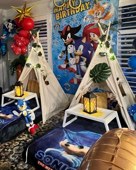 Sonic Birthday Parties, Teepee Party, Sonic Party, Sonic Birthday, Slumber Party, Slumber Parties, Boy Party, 4th Birthday, Sonic The Hedgehog