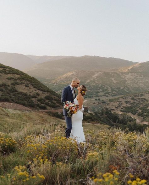 Destination Wedding Planner on Instagram: “Can we talk about how major of a flex it is that my clients parents hand blew the glass vases for her centerpieces… insanity! They were…” High West Distillery, Incredible Photography, Distillery Wedding, Wedding Venues Utah, Can We Talk, Utah Photography, Utah Wedding Photographers, Utah Wedding, Destination Wedding Planner