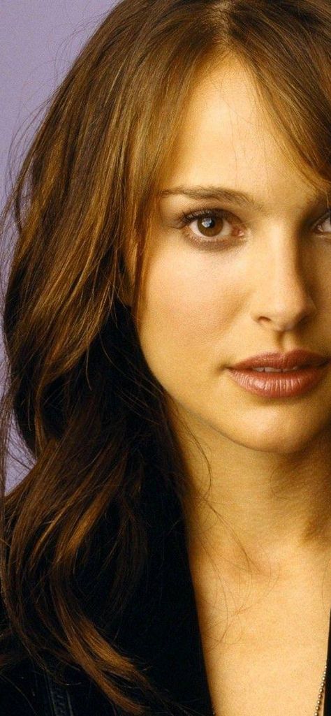 Download free HD wallpaper from above link! #celebrities #natalieportmanwallpaper #natalieportmanwallpaperdownload #natalieportmanwallpaperiphone #natalieportmandiorwallpaper #natalieportmancloserwallpaper #natalieportmaniphonexwallpaper #natalieportmanblackswanwallpaper Closer Wallpaper, Natalie Portman Wallpaper, Natalie Portman Closer, Hd Wallpapers For Mac, Natalie Portman Dior, Natalie Portman Black Swan, Wallpaper For Mac, Tamsin Egerton, Dior Wallpaper