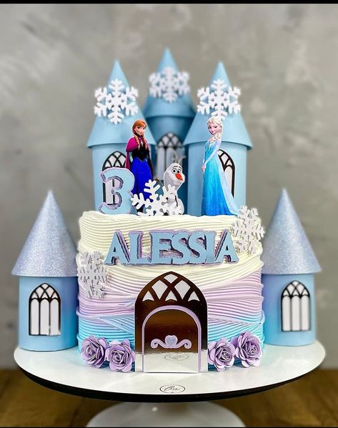 Elsa Pasta, Cake Elsa, Frozen Castle Cake, Pastel Frozen, Disney Princess Cake Topper, Bolo Frozen, Frozen Castle, Disney Princess Cake, 5th Birthday Cake