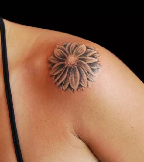 Top 10 Daisy Tattoo Designs Gerber Daisy Tattoo, White Daisy Tattoo, Daisy Tattoo Meaning, Daisy Tattoos, Daisy Tattoo Designs, Daisy Flower Tattoos, Tattoos Pinterest, Sunflower Tattoo Shoulder, Butterfly Tattoos For Women