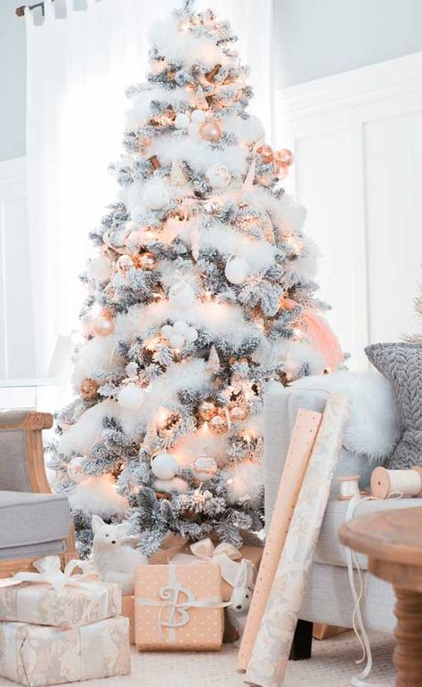 Glamurosa decoración navideña Rose gold - Dale Detalles Rose Gold Christmas Tree, Rose Gold Christmas Decorations, Amazing Christmas Trees, Gold Christmas Tree Decorations, Rose Gold Christmas, Elegant Christmas Trees, A White Christmas, Gold Christmas Decorations, Pink Christmas Decorations