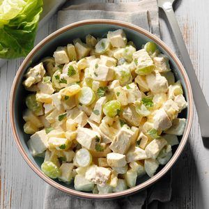 Lemony Chicken Salad Recipe: How to Make It Vintage Salads, Recipe For Chicken Salad, Chicken Salad Recipe With Grapes, Recipe With Grapes, Salad With Pineapple, Chicken Salad With Pineapple, Curried Chicken Salad, Best Chicken Salad Recipe, Salad With Grapes