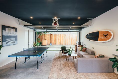 Photo 10 of 12 in An Uplifting Venice Beach Home Geared for Outdoor Living Seeks $4.64M - Dwell Noah Walker, Broadway Street, Garage Game Rooms, Garage To Living Space, Finished Garage, California Bungalow, Garage Office, Garage Conversion, Garage Makeover