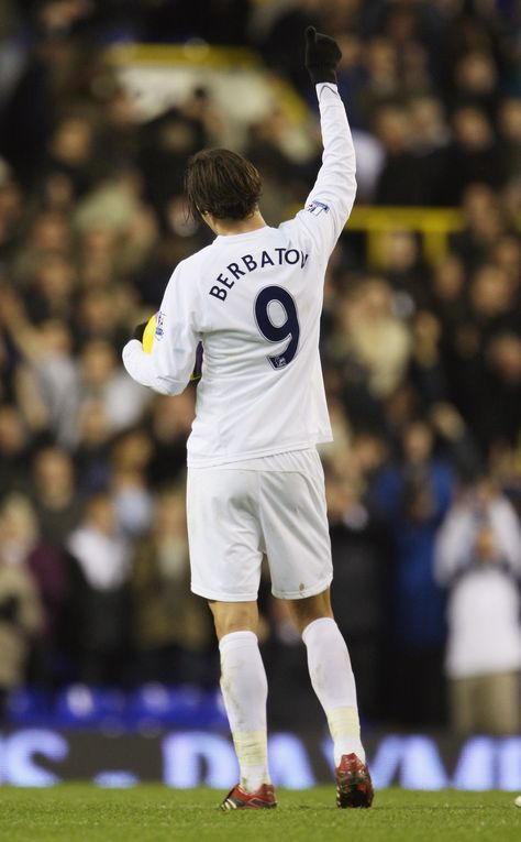 Dimitar Berbatov Tottenham N°9 Berbatov Tottenham, Dimitar Berbatov, Ronaldo Style, Cristiano Ronaldo Style, Tottenham Hotspur Players, United Wallpaper, Liverpool Team, Manchester United Wallpaper, Football Or Soccer