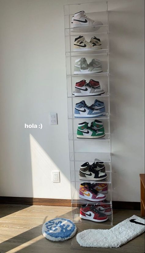 Sneaker Collection Closet Women, Shoe Rack Nike, Shoe Display Ideas Bedroom, Shoe Collection Aesthetic, Tenis Air Force, Sneaker Closet, Sneakerhead Room, Black And Purple Wallpaper, Boys Sunglasses