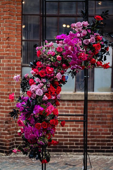 Enormous pink red and black floral installation by Prema Designs Pink And Red Flower Installation, Granville Ohio, Floral Mechanics, Black Red Wedding, Magenta Wedding, Dream Wedding Reception, Fuchsia Wedding, Sweet 16 Decorations, Modern Flowers