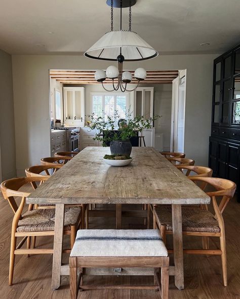 Large Dining Room Table, Diy Patio Furniture Cheap, Furniture Cheap, Pine Table, Rustic Dining Room, Classroom Furniture, Large Dining Table, Diy Classroom, Diy Furniture Easy