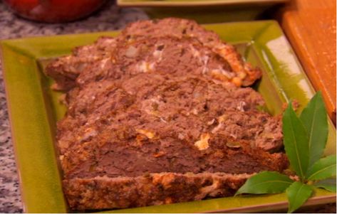 Just wanted to share this delicious recipe from Lidia Bastianich with you - Buon Gusto! Meatloaf with Ricotta Lidias Italy Recipes, Italian Meatloaf Recipes, Mini Meatloaf Recipes, Lidia's Recipes, Italian Meatloaf, Lidia Bastianich, Ricotta Recipes, 12 Tomatoes, Meatloaf Recipe