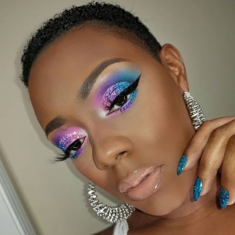 Blue Purple Eyeshadow, Purple Eyeshadow Looks, Dramatic Eye Makeup, Easter Makeup, Glam Makeup Look, Purple Eyeshadow, Makeup Face, Glam Makeup, Eyeshadow Looks