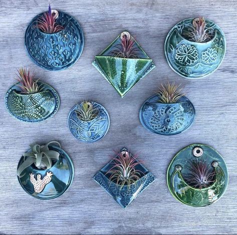 Ceramic Wall Planters, Slab Ceramics, Wall Planters, Pottery Pots, Hand Building, Pottery Handbuilding, Clay Crafts Air Dry, Garden Pottery, Slab Pottery