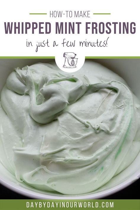 Mint Frosting Recipe, Icing Glaze, Cool Whip Frosting, Mint Frosting, Whipped Icing, Meringue Frosting, Canned Frosting, Whipped Frosting, Icing Tips