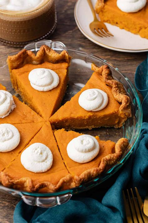 Get ready to wow family and friends with the best sweet potato pie recipe! With just 25 minutes of prep and simple ingredients, just writing about this pie makes my mouth water. You just have to try it! Best Sweet Potato Pie, Frito Pie Recipe, Homemade Sweet Potato Pie, Sweet Potato Pie Southern, Potato Pie Recipe, Best Sweet Potato, Store Bought Pie Crust, Buttery Pie Crust, Frito Pie