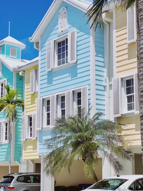 Beach Apartment Exterior, Blue Building Aesthetic, Aesthetic Beach House Exterior, Pastel House Exterior, Vsco House, Pastel Beach House, Pastel Summer Aesthetic, Bloxburg Resort, Florida Townhouse