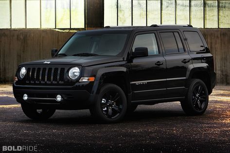 Jeep Patriot all black Jeep Patriot Accessories, All Black Jeep, Jeep Patriot Sport, Best Suv, Black Jeep, Lifted Jeep, Crossover Suv, Dream Cars Jeep, 2015 Jeep