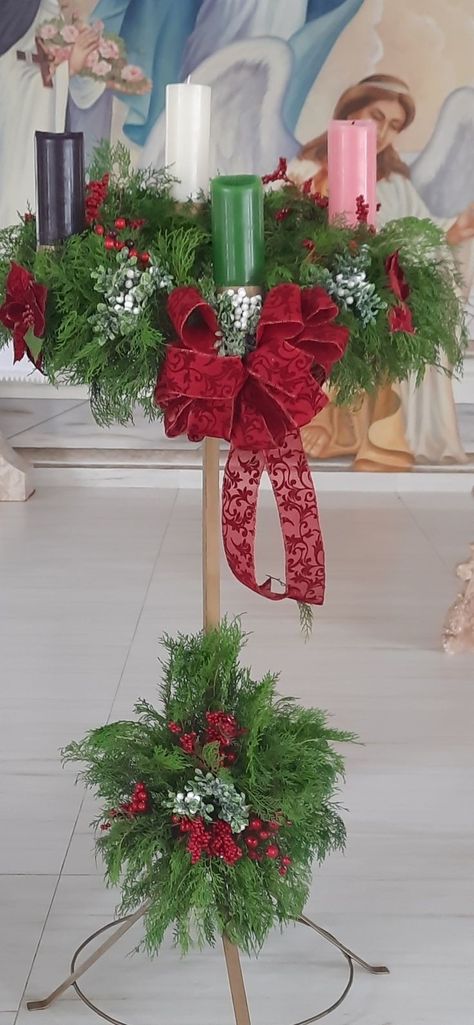 Church Altar Decorations, Altar Decorations, Christmas Flowers, Church Decor, Advent, Dream Wedding, 10 Things, Flowers, Christmas