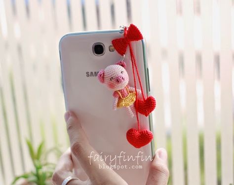 FairyFinFin: Cute Accessories Phone Charm Crochet Pig doll, Cute Gifts, Birthday Gifts, Girl Gifts Charm Crochet, Pouch Ideas, Pig Doll, Phone Case Holder, Crochet Phone Cases, Crochet Pig, Crochet Mobile, Handmade Soft Toys, Crochet Heart Pattern