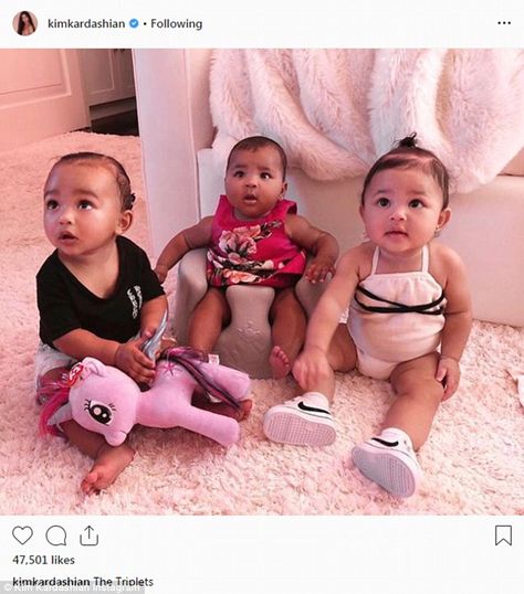 'The Triplets': Kim Kardashian took to Instagram on Friday to share an adorable snap of he... Kily Jenner, Jenner Kids, Stormi Webster, Looks Kylie Jenner, Estilo Kylie Jenner, Kyle Jenner, Kardashian Kids, Kardashian Family, King Kylie