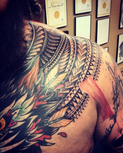 addition to WWE superstar Bray Wyatt’s Tattoo by Michael Fatutoa #wolftattoo #samoan #samoanart #tatau #tattoo #polynesian #polynesiantattoo Bray Wyatt Tattoo, Tatau Tattoo, Samoan Tattoos, Samoan Tattoo, Bray Wyatt, American Tattoos, Body Is A Temple, Wolf Tattoos, Wolf Tattoo