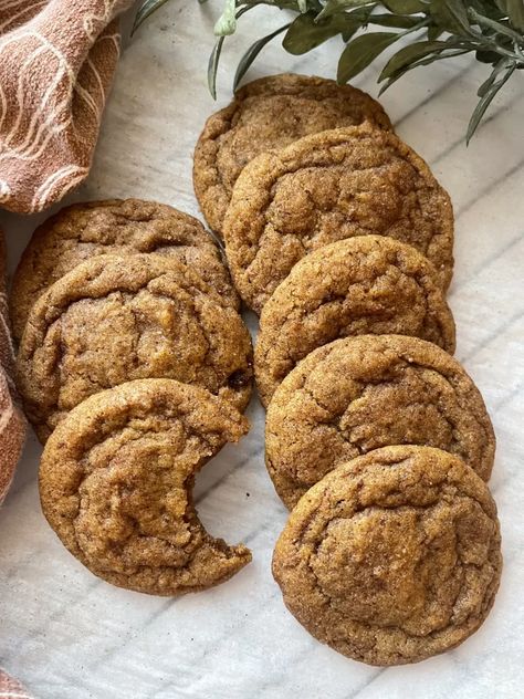 Brown Butter & Maple Pumpkin Cookies- Soft & Chewy Cookies With Pumpkin, Pumpkin Maple Cookies, Maple Pumpkin Cookies, Brown Butter Maple Cookies, Brown Butter Pumpkin Cookies, Chewy Brown Butter Maple Pumpkin Cookies, Soft Pumpkin Cookies With Maple Frosting, Pumpkin Cookies Maple Glaze, Browned Butter Pumpkin Oatmeal Cookies