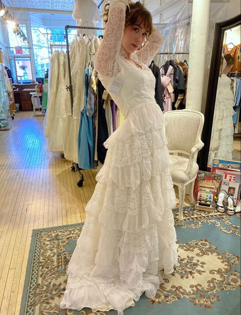 1900s Wedding Dress, 2024 Gowns, Queen Ann Neckline, Lacey Wedding Dress, Gunne Sax Wedding Dress, 90s Wedding Dress, Victorian Style Wedding Dress, Haunted Wedding, 70s Wedding Dress