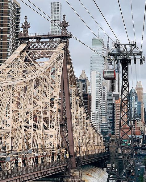 Queensboro Bridge, City Scenery, New York City Buildings, Nyc History, New York City Manhattan, I Love Nyc, New York Pictures, Queens Ny, Manhattan Skyline