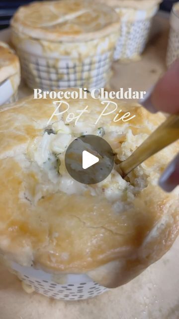 A Taste of Heaven & Catering on Instagram: "Chicago why is it chilly this morning? Perfect excuse to make this Broccoli Cheddar Pot Pie 😮‍💨😍 Recipe⬇️

Cheddar Broccoli Soup
* �2 cups broccoli
* ��2 cups chicken broth
* ��1 cup of cheddar cheese
* ��1 cup of Asiago cheese
* ��1 cup fresh carrots shredded
* ��1 large onion diced
* ��2 garlic cloves minced
* ��1.5 cup heavy cream
* ��4 Tbsp all purpose flour
* ��4 Tbsp butter
* ��1/2 tsp garlic powder
* ��1/2 tsp onion powder
* ��1/2 tsp cayenne pepper
* ��1 Tsp Italian herbs
* ��1 tsp salt
* ��1 Tsp black pepper
In a a large pot add all your veggies and chicken broth on medium heat for 5-6min until broccoli is tender. In a separate pot melt your butter and add flour. Constantly whisking.
Remove from heat and add to veggie mixture. Reduce Broccoli Cheddar Pot Pie, Cheddar Broccoli Soup, Fresh Carrots, Chicken Pot Pie Soup, Italian Herbs, Asiago Cheese, Broccoli Soup, Pot Pies Recipes, Broccoli Cheddar Soup