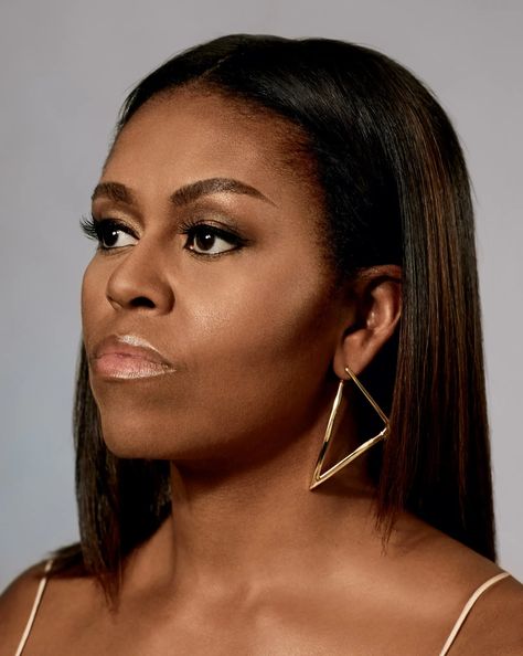 To the First Lady, With Love - The New York Times American First Ladies, Gloria Steinem, First Ladies, Barack And Michelle, Dark Brown Hair Color, Influential People, Time 100, Hair Color Dark, Oprah Winfrey