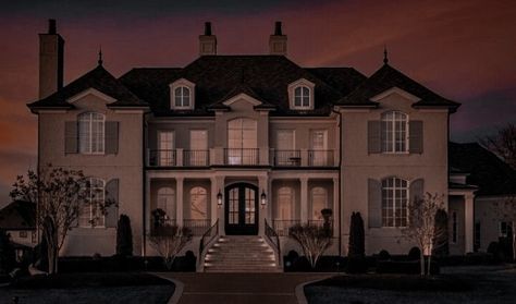 Dr House Ideas Shifting, Dr Ideas, Dream Mansion, Dr House, Types Of Houses, House Inspo, Kitchen Living, Dream Life, Mansion