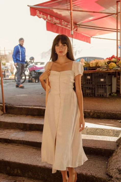 Ethereal Classic Ingenue Style, Ingenue Essence Outfits, Ingenue Outfits, Ingenue Aesthetic, Ingenue Style, Tailoring Ideas, Midi Button Down Dress, Cream Linen Dress, Estelle Dress