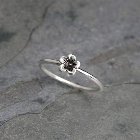 Faster shipping. Better service Dainty Silver Flower Ring, Cool Silver Rings, Silver Simple Rings, Silver Ring Stack, Ring Tree, Tree Of Life Ring, Life Ring, Party Mode, Hand Accessories