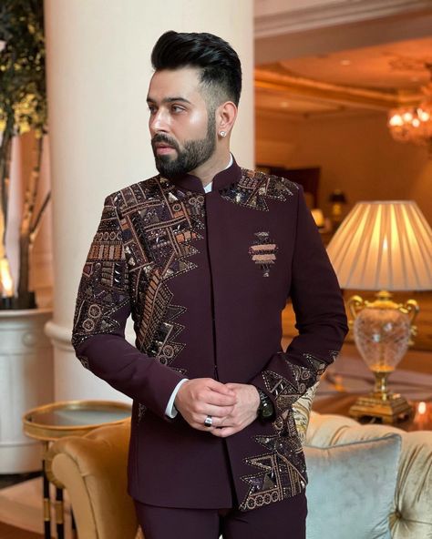 Instagram photo by Mayank Chawla • 18 January 2022 at 22:15 Embroidery Suits Design Men, Best Wedding Suits For Men, Indian Wedding Suits Men, Suit For Men Wedding, Man Dress Design, Jodhpuri Suits For Men, Indian Wedding Clothes For Men, Best Wedding Suits, Groom Dress Men