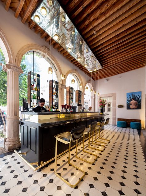 Gallery of Central Hotel Boutique / DUA Desarrollos Urbanos y Arquitectónicos - 19 Spanish Revival Interior, Small Colonial, Boutique Hotels Interiors, Hotel Foyer, Hotel Design Architecture, Interior Restaurant, Bar Restaurant Interior, Boutique Hotels Design, Small Boutique Hotels