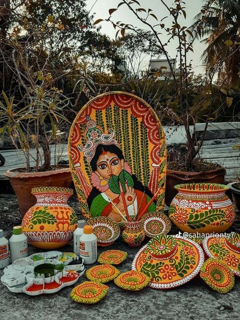 Bengali Wedding Tatta, Bengali Decoration Ideas, Kulo Painting Ideas For Wedding, Alpona Design, Bridal Art, Bengali Art, Boho Art Drawings, Buddha Art Painting, Simple Rangoli Border Designs