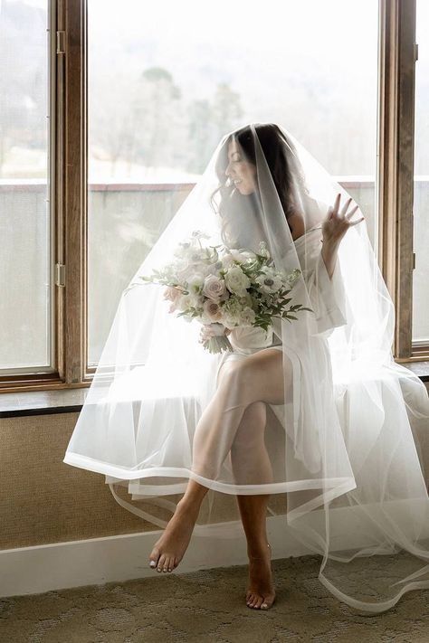 Sophisticated, simple, and with an heirloom quality of history to it, we love this wedding inspiration shoot. With soft hair and makeup, flowing dresses, and organic, textured florals, I think this is a perfect way. Lovely Couple's romantic Photoshoot by Anastasiia Photography. #bridedress#Wedding#weddingideas#weddingphoto#weddingphotoidea Inside Photoshoot, Pose Women, Wedding Nightgown, Portraits Studio, Grove Park Inn, Brides Room, Instagram Pattern, Bridal Preparation, Wedding Pose