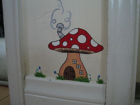 Smurfs in the hallway. Room Door Painting Ideas, Hidden Paintings In House, Easy Wall Painting Ideas Creative, Door Painting Ideas Creative, Room Wall Drawing, Mushroom Mural, Door Painting Ideas Bedroom, Easy Wall Painting Ideas, Easy Wall Painting