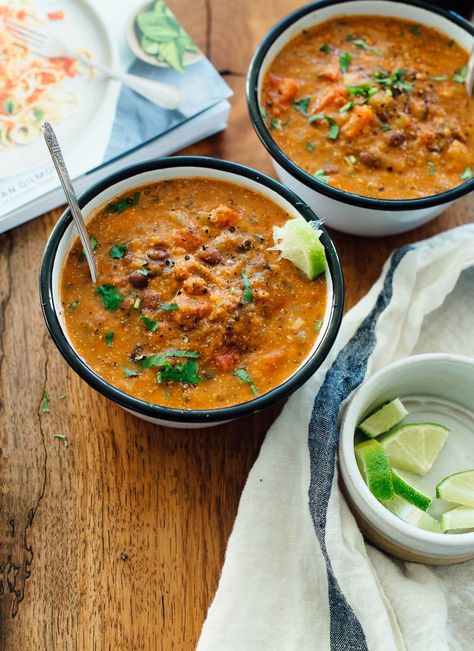 Mexican Quinoa Stew Recipe - Cookie and Kate Quinoa Stew, Stew Vegan, Cookie And Kate, Mexican Quinoa, Quinoa Soup, Mexican Kitchen, Vegan Mexican, Delicious Soup Recipes, Cooking Black Beans