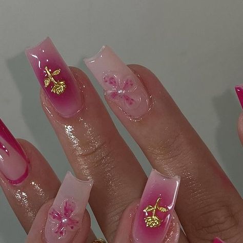 @nailzzbysteph on Instagram: "dainty 3D flower set 🩷🌸  @apresnailofficial medium natural square   inspo: @na1lsbysofi" Square Acrylic Nails Flowers, 3d Nail Designs Square, Square 3d Nails, Nail Inspo Medium Square, Square Medium Nails Acrylics, Acrylic 3d Flower Nails, Nails With Little Flowers, Square Flower Nails, Square Nails Aesthetic