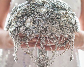 Pearl Crystal Full jeweled silver brooch bouquet Wedding Wedding Bouquet Jewelry, Pearl Bridal Bouquet, Pearl Brooch Bouquet, Cascading Brooch Bouquet, Bouquet Luxury, Rose Gold Brooch Bouquet, Bling Bouquet, Jeweled Bouquet, Cascading Bridal Bouquets