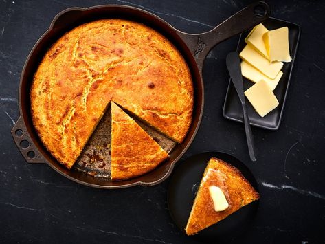 The value of this recipe is more the technique, as I prefer a sweet cornbread. How To Make Cornbread, Buttermilk Cornbread, Buttermilk Fried Chicken, Cornbread Dressing, Potato Pie, Corn Bread Recipe, Sweet Potato Pie, Banana Pudding, Bread Dough