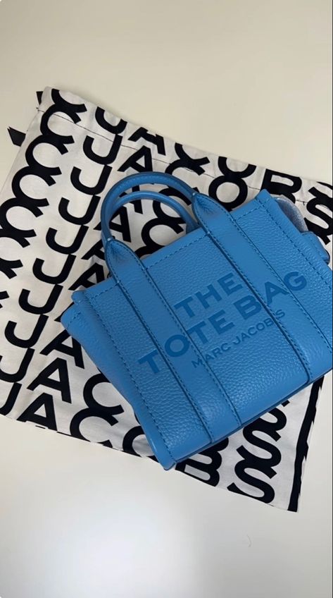 the micro leather marc jacobs tote bag in blue 💙 #fashion #bags #totebagaesthetic #marcjacobs #marcjacobsbag Leather Marc Jacobs Tote Bag, Marc Jacobs Tote Bag, Marc Jacobs Tote, Marc Jacobs Bag, Purse Jewelry, Blue Fashion, Leather Tote, Marc Jacobs, Fashion Bags