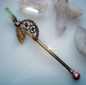 Steampunk Wand, Magic Steampunk, Steampunk Magic, Steampunk Book, Fashion Props, Magic Garden, Magical Life, Steampunk Wedding, Steampunk Art