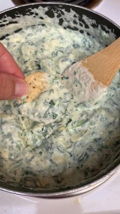 Easy Spinach Artichoke Dip, Simple Appetizer, Spinach Artichoke Dip Recipe, Artichoke Dip Recipe, Dip Recipes Easy, Spinach Artichoke Dip, Spinach Dip, Artichoke Dip, Spinach Artichoke