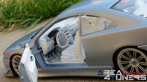 Imágenes del reportaje perteneciente a la revista de maquetuning Area4tuners.es, realizada sobre un Peugeot 406 Coupé 1:18 Peugeot 406, Iceland, Peugeot, Sports Car, Bmw, Sports, Coupe