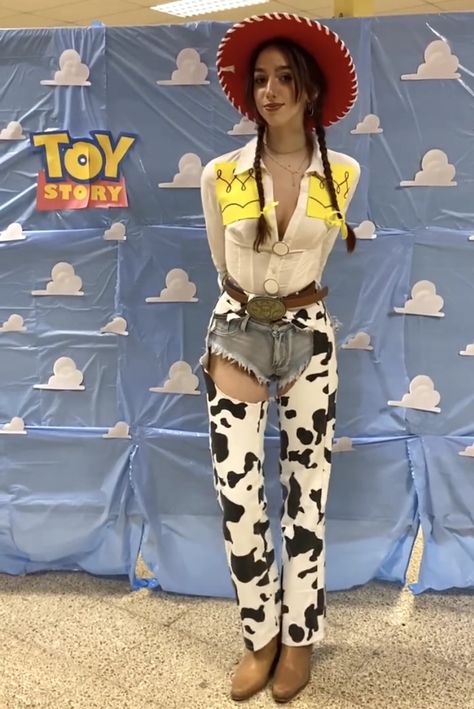 Wendy Toy Story Costume, Jesse Toy Story Costume Women, Jessie Halloween Costume Women, Diy Jessie Toy Story Costume Women, Disfraz Jessie Toy Story, Jesse Costume Toy Story, Jesse Toy Story Costume, Cowgirl Costume Women, Jessie Halloween Costume