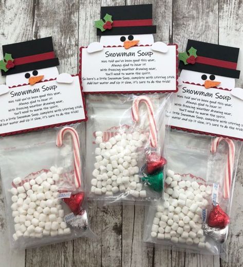 Class Christmas Gifts, Christmas Classroom Treats, Quick Christmas Gifts, Popcorn Cups, Party Fruit, Snowman Soup, Students Christmas, Student Christmas Gifts, Classroom Treats