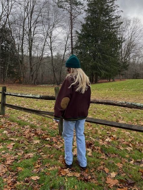 Granola Winter Outfits, Nature Girlie, Nature Aesthetic Outfit, Cute Granola Outfits, Tis Autumn, Granola Outfits, Granola Style, Marlene Mckinnon, Farm Clothes